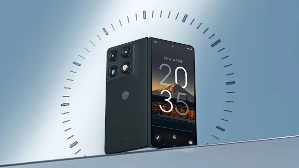 Motorola Razr Fold Could Challenge Samsung Foldables in India